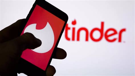 tinder wont download from play store